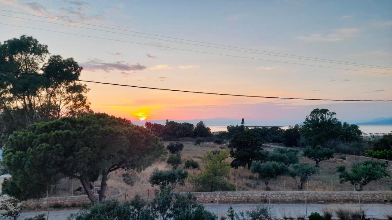 Okio - Μονοκατοικία Δίπλα Στη Θάλασσα Élaphonèse Extérieur photo